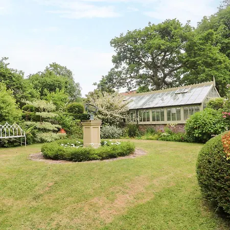Hébergement de vacances The Coach House At Pendower House